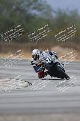 media/Sep-21-2025-Race Pace (Sun) [[98bf33ef95]]/Non Verified/4-Turn 3 (910am)/